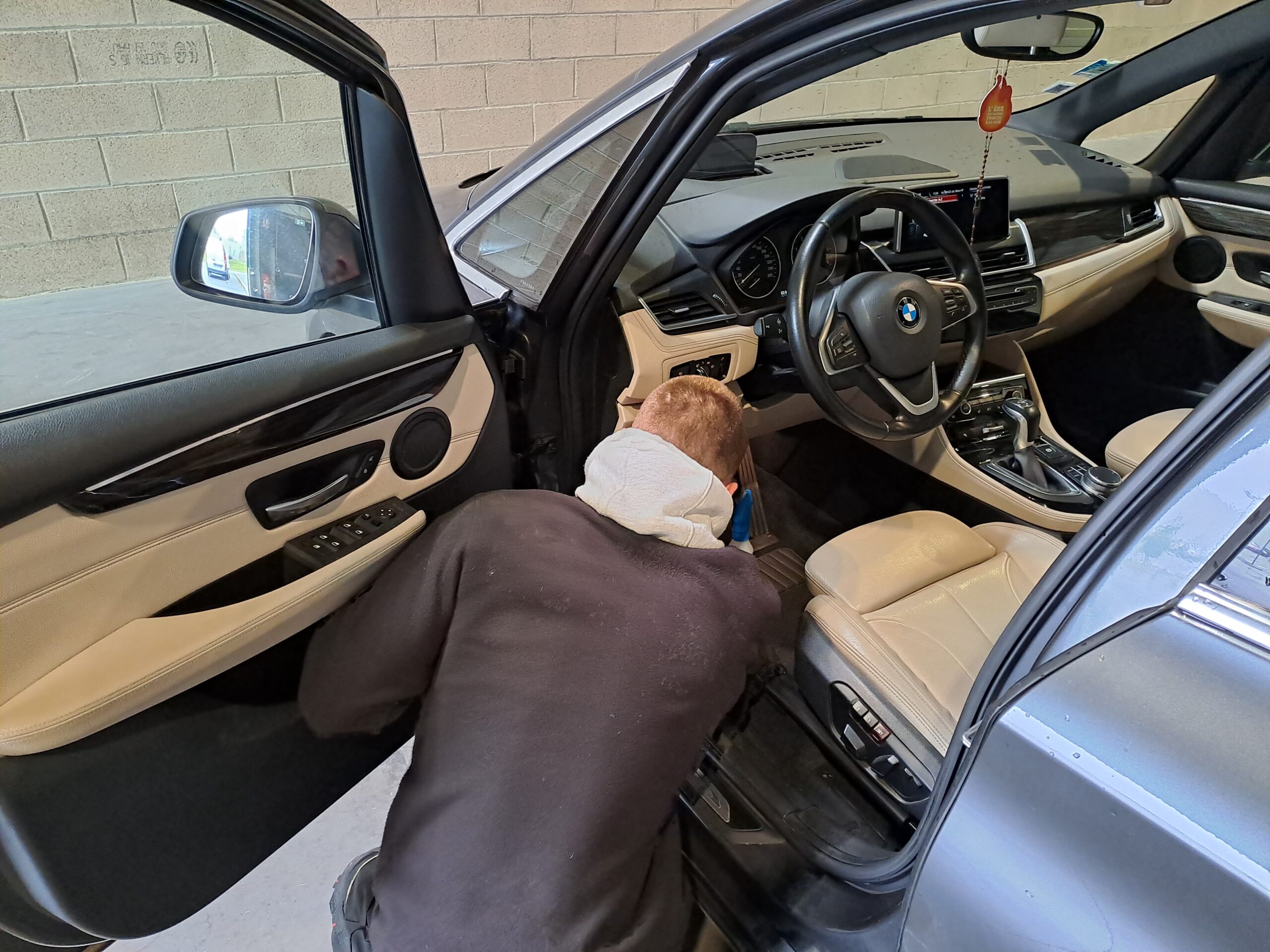 Nettoyage auto intérieur BMW - Lavage Attitude Prouvy Rouvignies