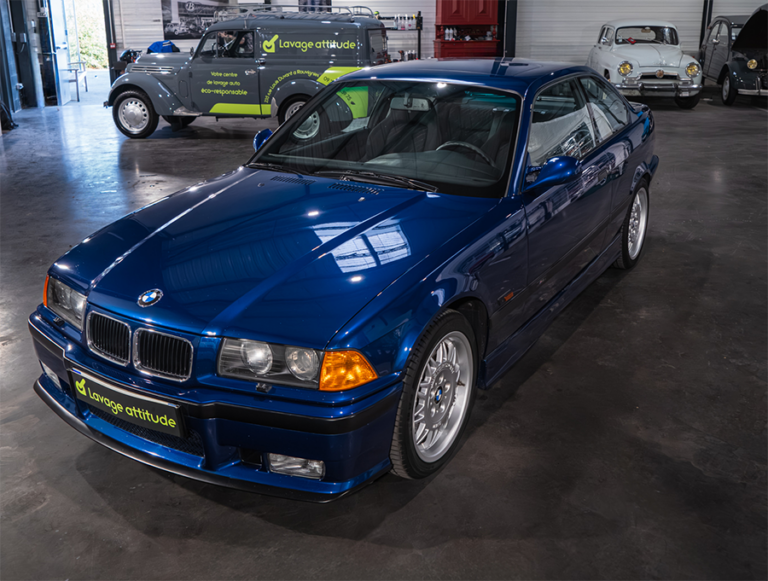 BMW M3 - Voiture vintage et de prestige - Lavage Attitude Valenciennes